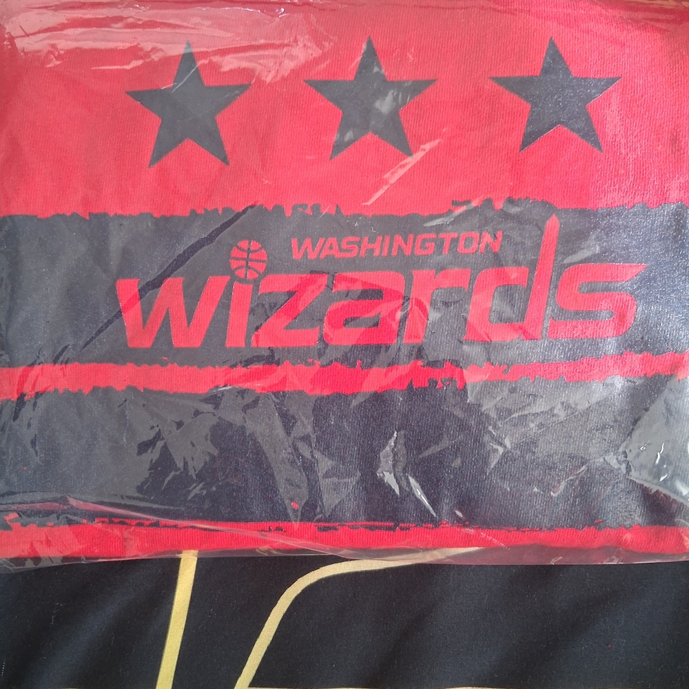 Washington Wizards Red and Blue Short Sleeve Tee
